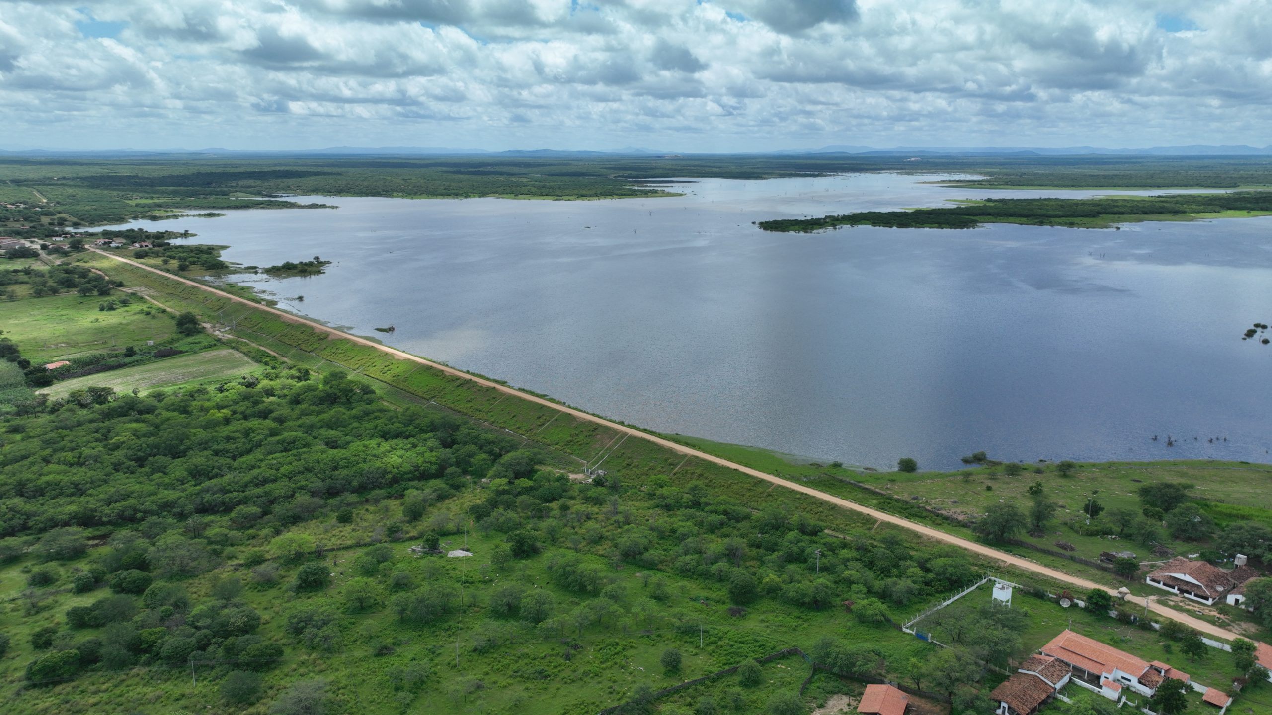 Comitê da Bacia dos Sertões de Crateús inicia elaboração do Plano de Gestão de Secas do Açude Jaburu II