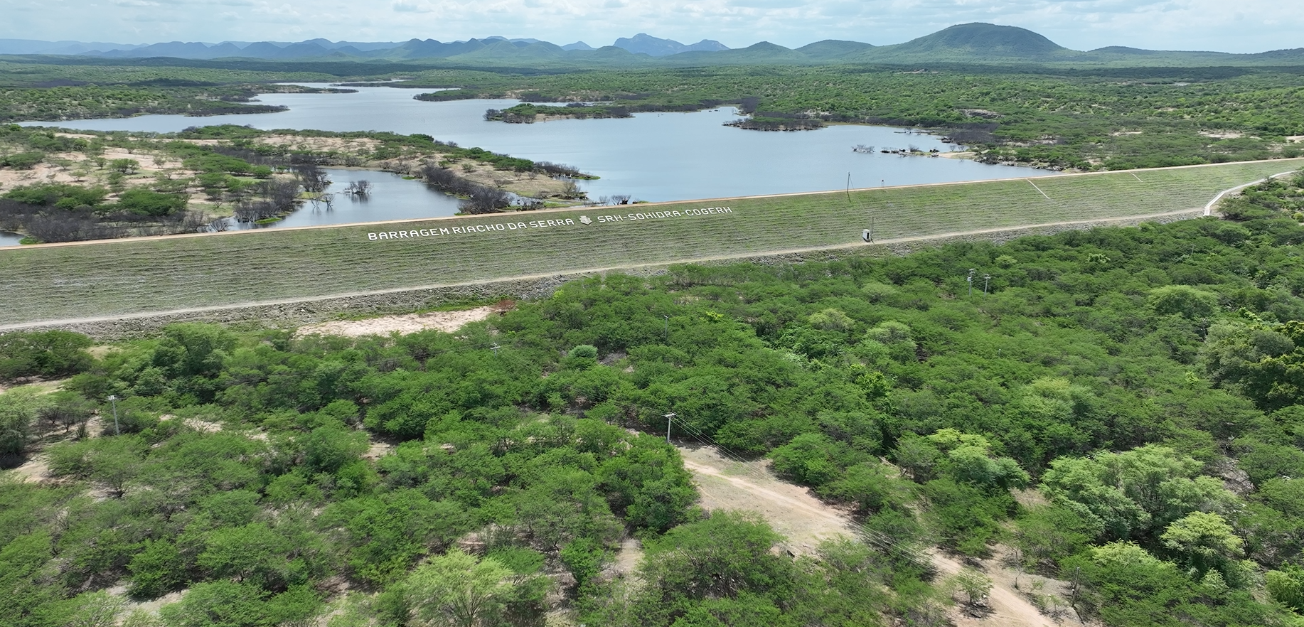 Comitê do Médio Jaguaribe define cenários de vazão e uso da água dos açudes da região